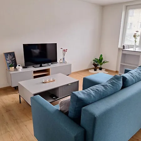 Pod Hradovou V Tisovci Apartamento *