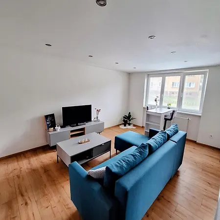 Pod Hradovou V Tisovci Apartament