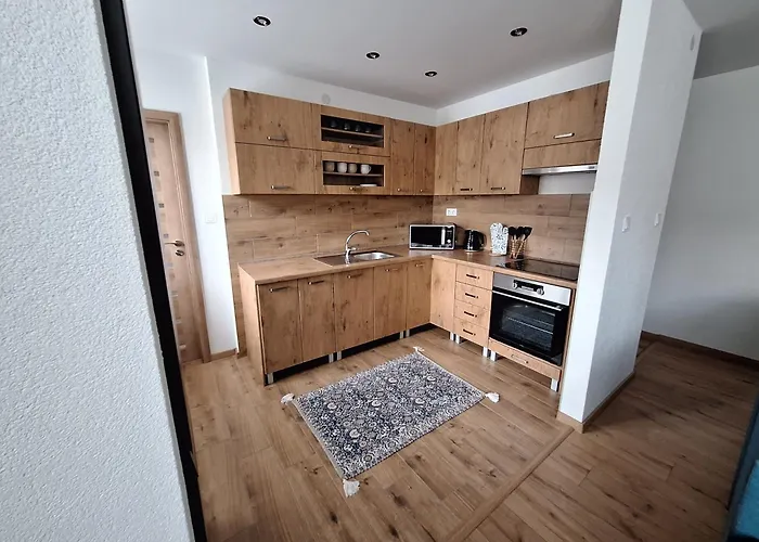 Pod Hradovou V Tisovci